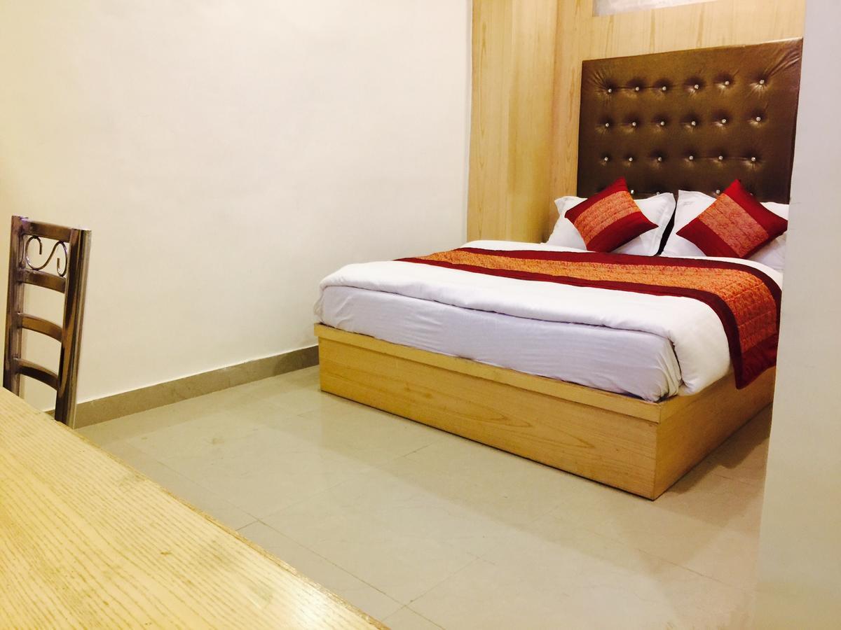 Cottage Lord Krishna Walking Distance From New Delhi Railway Station Buitenkant foto